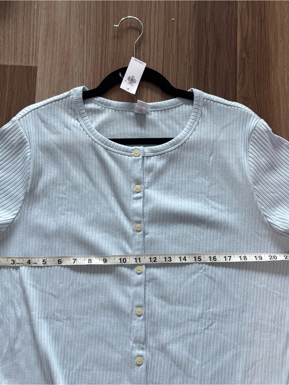 🩵Ribbed Button down Top - Picture 7 of 8